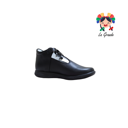 589 WIZZYZ Negro Piel Zapato Escolar para Niña